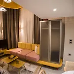 Orama & Villa *